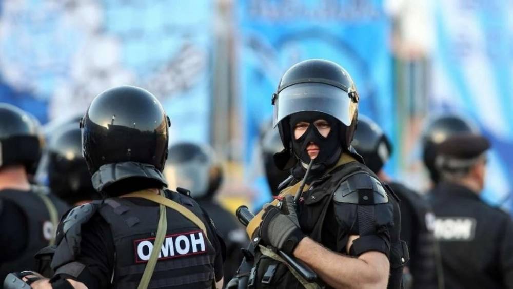МВД Беларуси заявил о готовности применить боевое оружие против протестующих