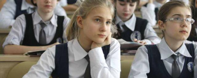 Алтайская школа закрылась из-за массового заражения учителей коронавирусом