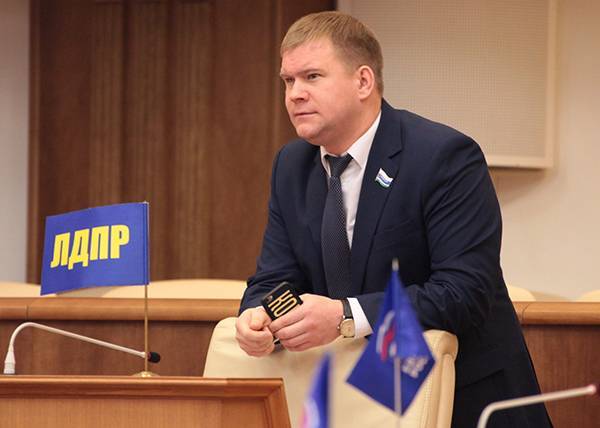 Свердловский депутат, обвиняемый в убийстве друга, решил не ехать в суд