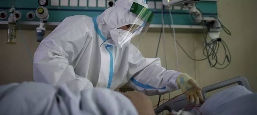 В России за сутки умерли 244 пациента с COVID-19