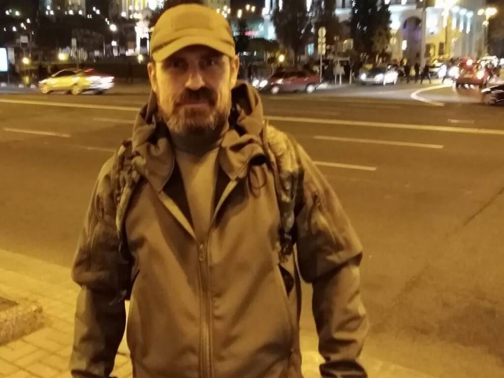 Стало известно о состоянии мужчины, устроившего самоподжог в центре Киева