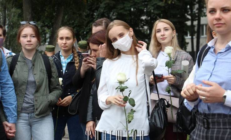 Студенты и выпускники БелГУТа получили ответ по поводу преследования преподавателя Евгения Маликова