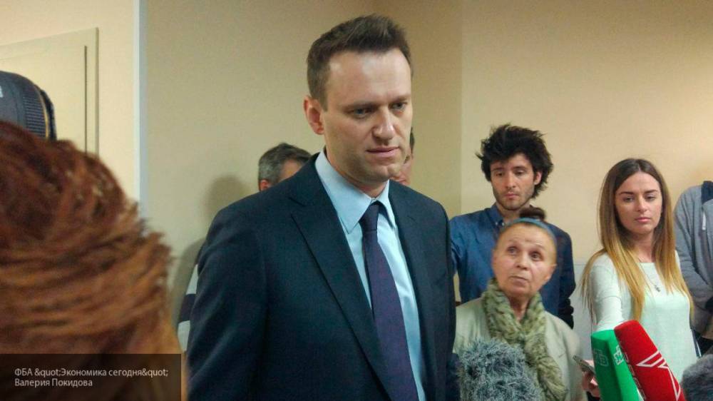 Западные спецслужбы пытаются повлиять на Навального с помощью его жены