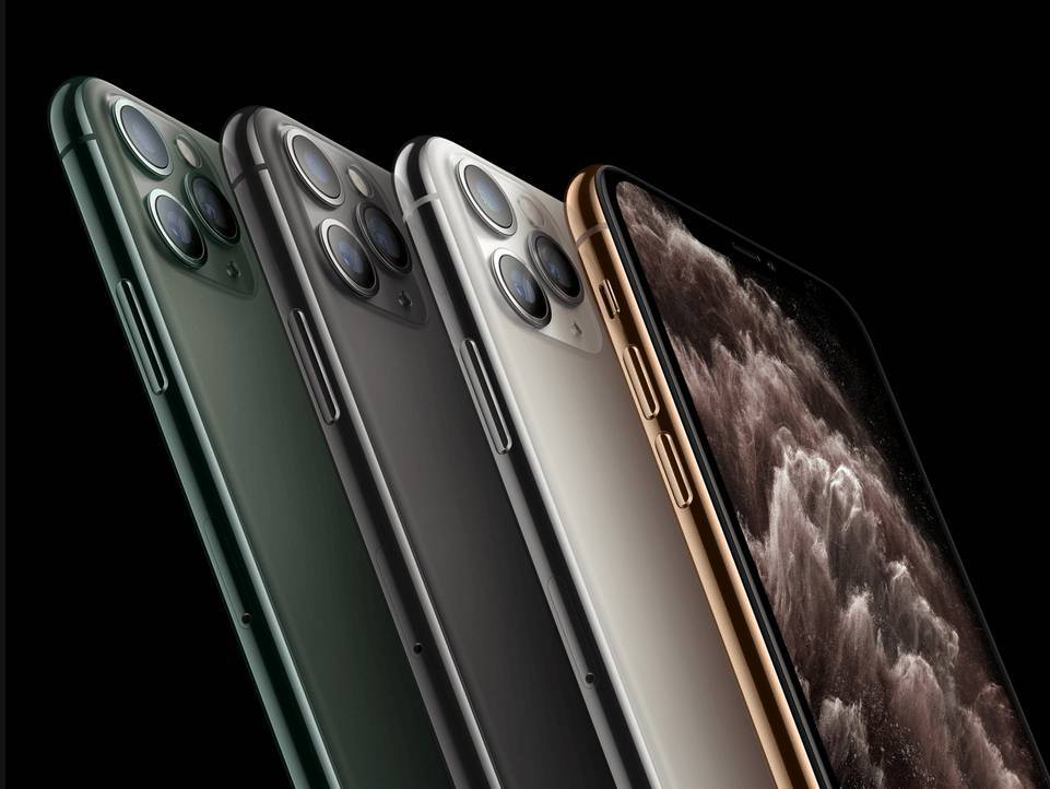 На сайте Apple появились новые iPhone 12