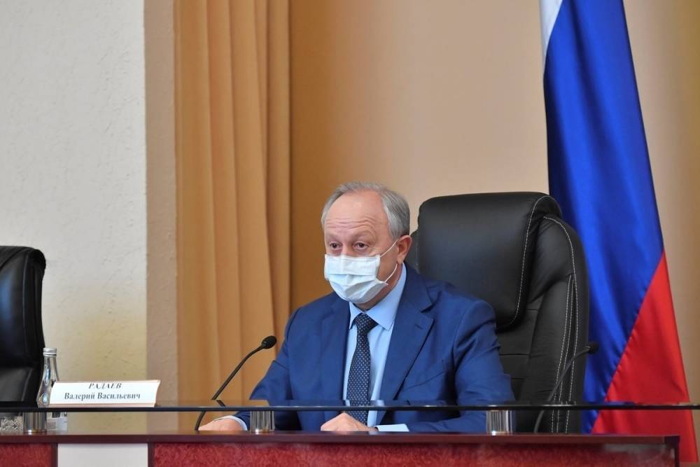 В Саратовской области губернатор из-за коронавируса предложил закрывать организации