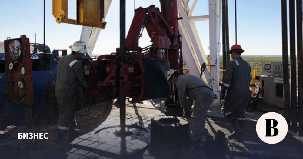 МЭА прогнозирует обрушение инвестиций в сланцевую добычу нефти в США
