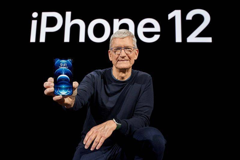 Apple вступает в гонку 5G с новым iPhone 12