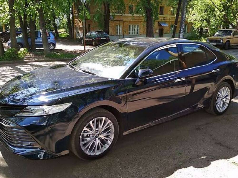 В Киеве со двора многоэтажки угнали автомобиль сотрудника Офиса Генпрокурора – СМИ