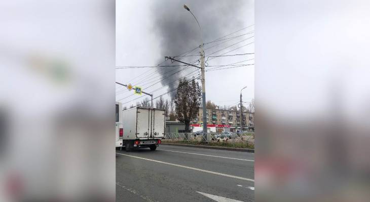 Черный дым в Брагино: что загорелось в Ярославле