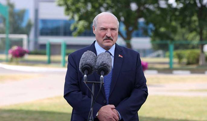 Эксперт о встрече Лукашенко с оппозицией в тюрьме: Предлагал свободу взамен на молчание: все подробности, протесты в Белоруссии