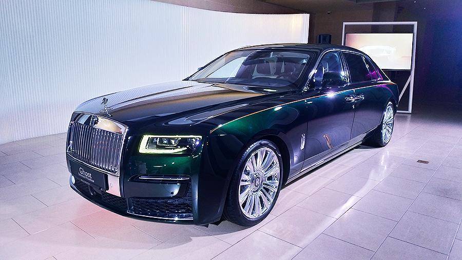 Новый Rolls-Royce Ghost представили в Москве