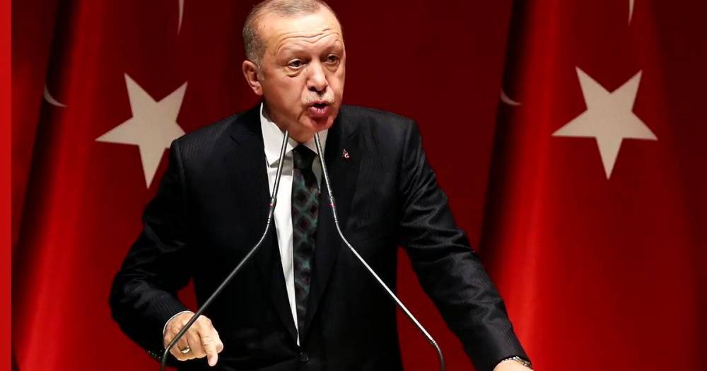 Эрдоган ответил на обвинения в отправке сирийских боевиков в Карабах