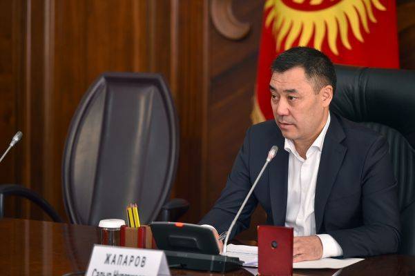 Новый премьер Киргизии заявил, что президент должен уйти в отставку