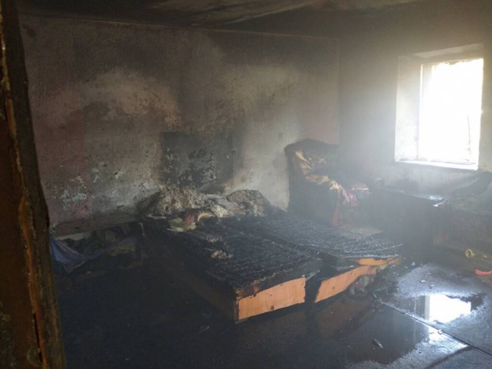 В Николаевской области из-за курильщика сгорел дом