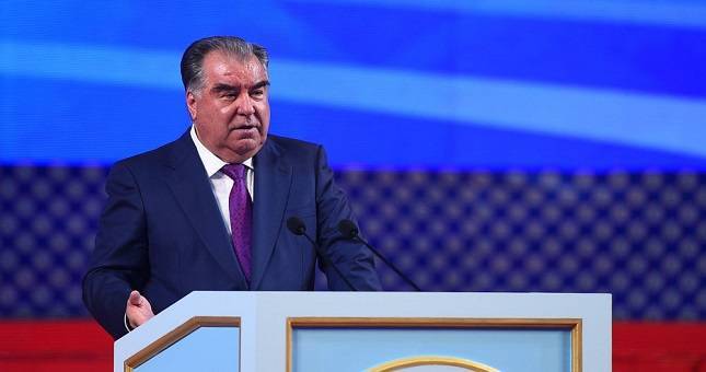 ЦИК Таджикистана утвердила итоги выборов президента: Рахмон победил