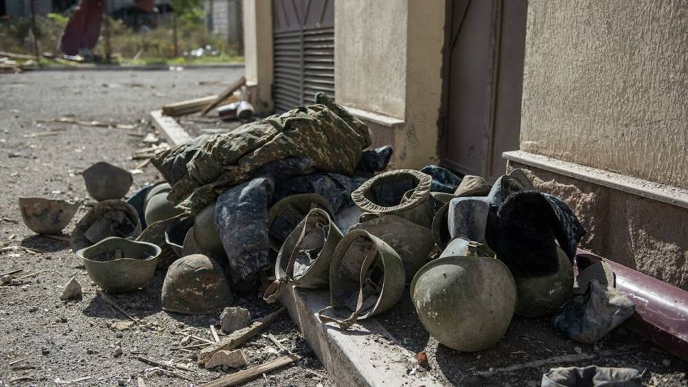 В Карабахе сообщили о боях вдоль всей линии