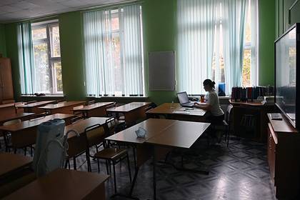 Российским школам разрешили самостоятельно выбирать программы для обучения