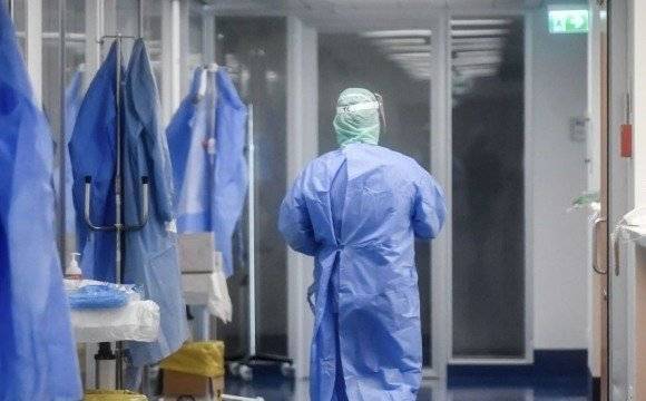 Медики бегут из киевских больниц