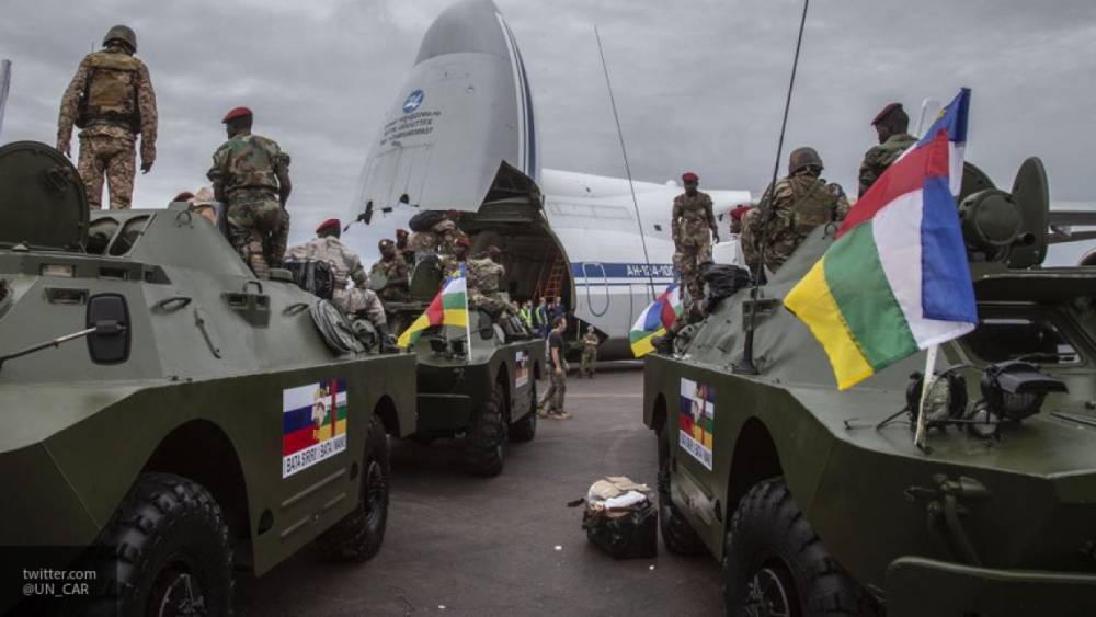 Россия доставила в ЦАР военную помощь и 5 тонн сладостей для детей