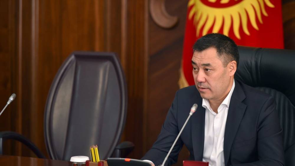Премьер Киргизии заявил о переходе к нему обязанностей президента