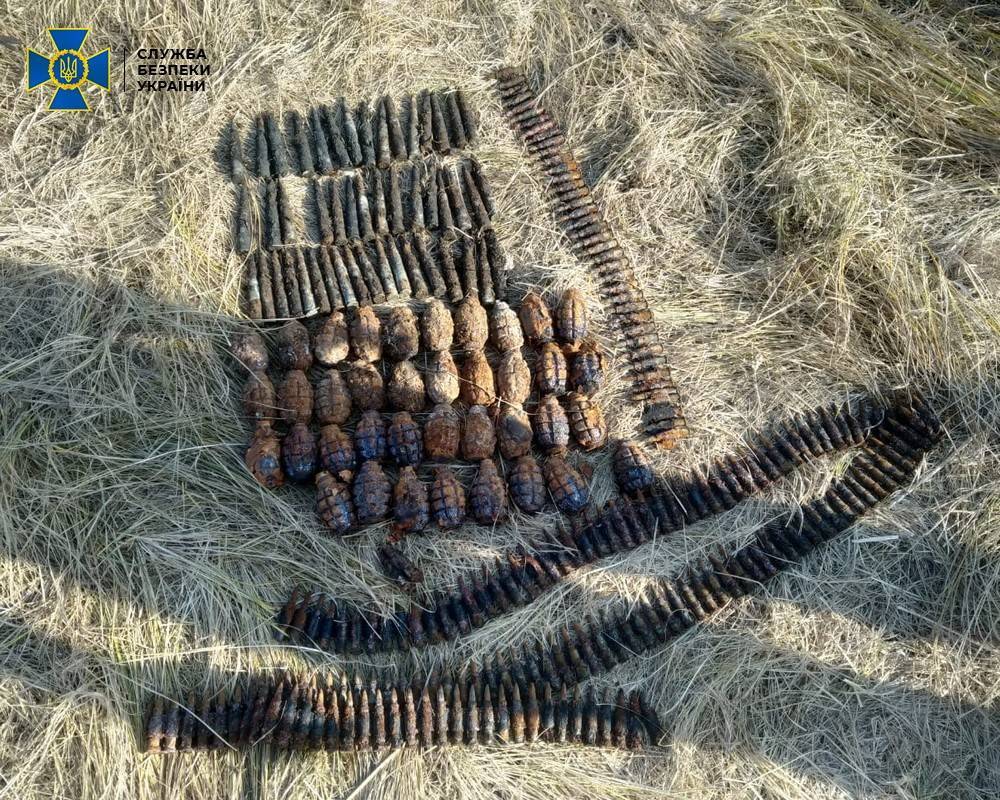 На Луганщине схроны боевиков с боеприпасами обнаружены на дне обмелевших водоемов