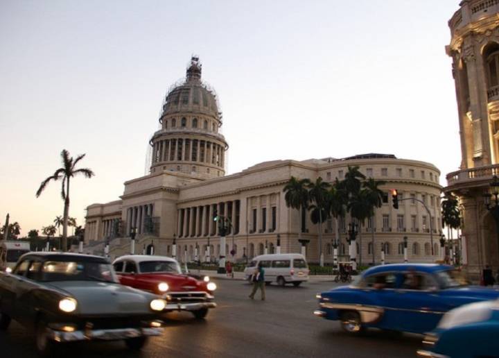 Спаслась, но получила онкологию: россиянку на Кубе попытались отравить в ресторане