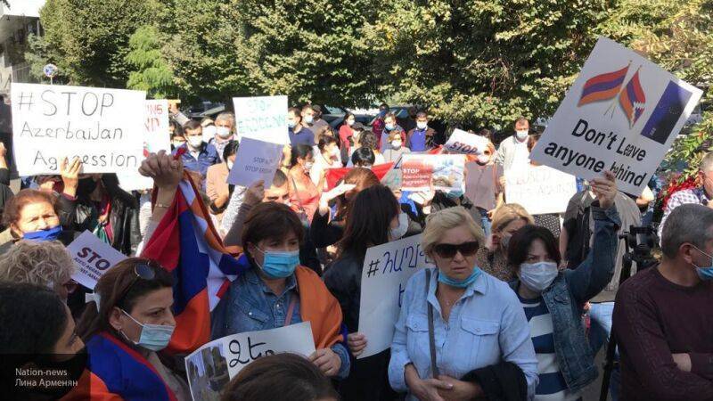 Акция протеста против войны в Карабахе прошла у офиса ООН в Ереване