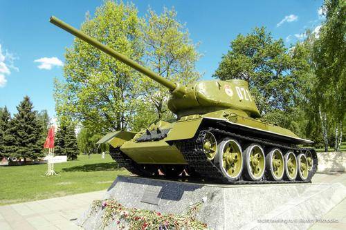 «Берите танки», в Орловской области полковник в отставке готов подарить танк любом желающему