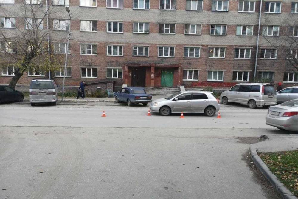 В Новосибирске сбитый машиной ребенок скрылся с места ДТП