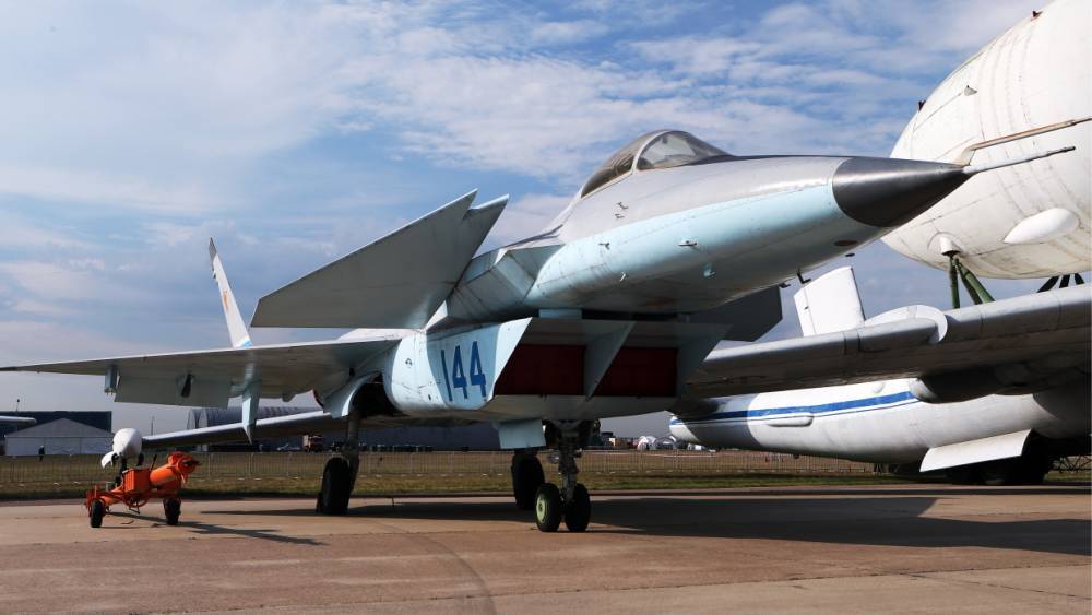 Китайские эксперты восхитились российским «самолетом из будущего»
