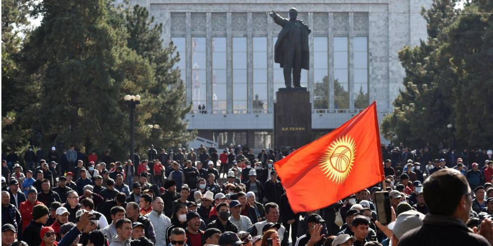 После изменений избирательного законодательства. Повторные парламентские выборы в Кыргызстане могут провести 20 декабря