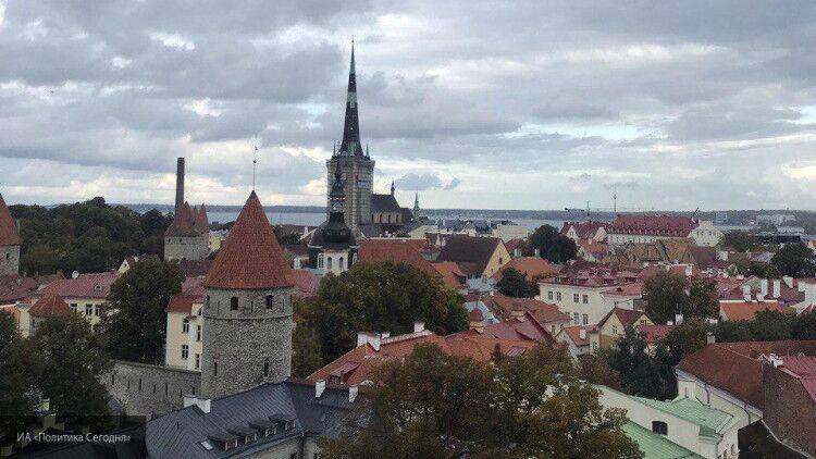 Глава МВД Эстонии может лишиться должности из-за недружелюбия к геям