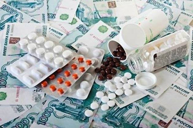 Минздрав сообщил об ажиотажном спросе на лекарства в России