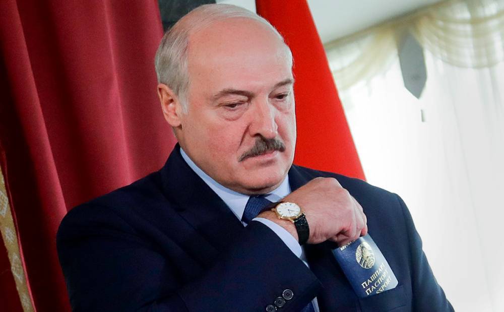 Эксперт: Россия готовит нового президента Белоруссии втайне от Лукашенко