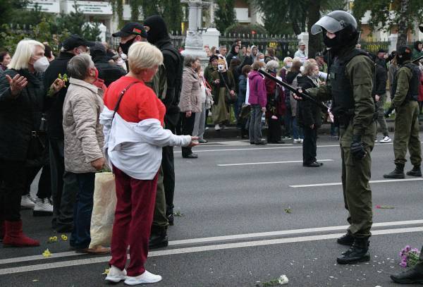 В Минске начались задержания оппозиционеров на очередной акции