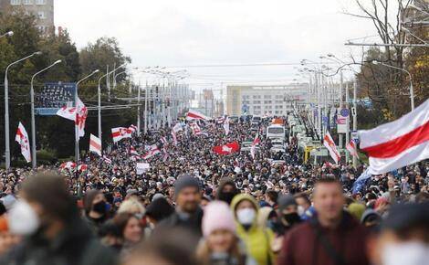 В Минске начались задержания участников оппозиционной акции, которую организаторы назвали «партизанским маршем»