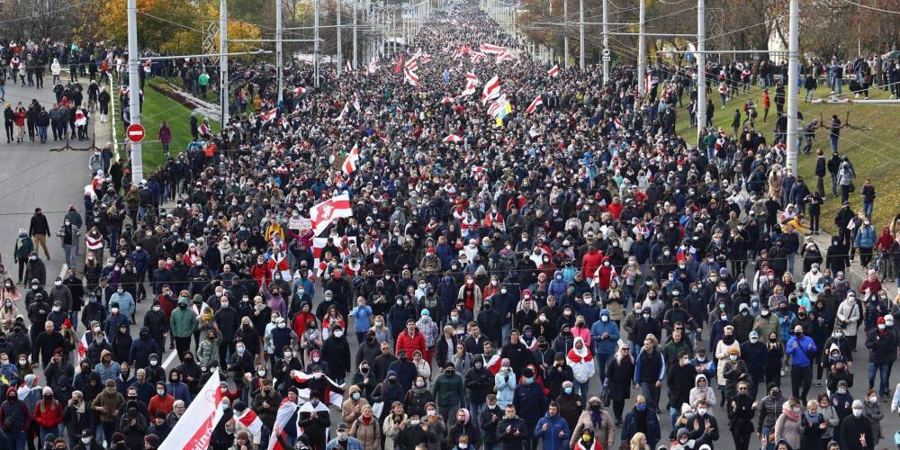 Партизанский марш. Количество задержанных на протестах в Беларуси превысило 200 человек