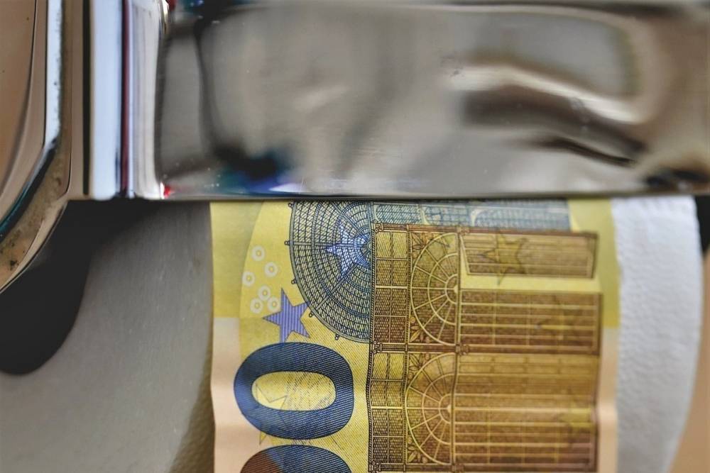 Германия: Два рулона туалетной бумаги за два евро