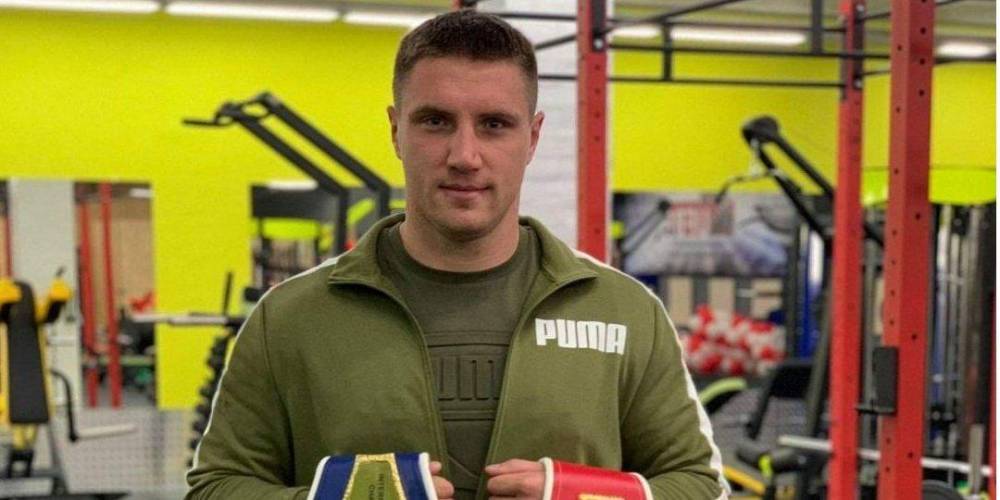 Непобежденный украинский боксер баллотируется в депутаты от партии Сила и честь