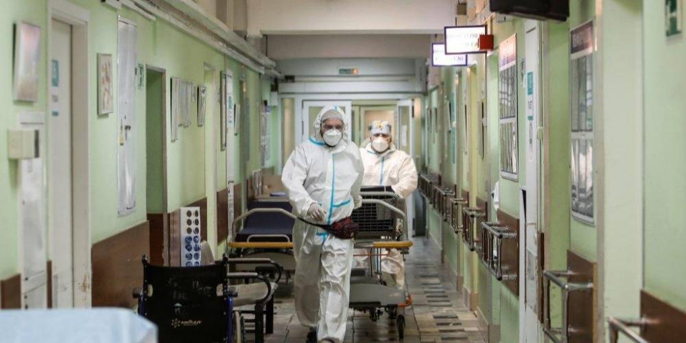 «Коек критически мало». Жителей Харькова начали госпитализировать в COVID-больницы за пределы города