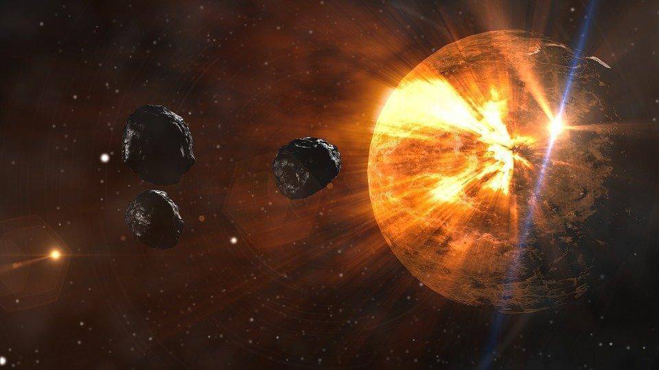 Астроном Николай Киселев оценил риски для Земли в случае падения астероида в начале ноября