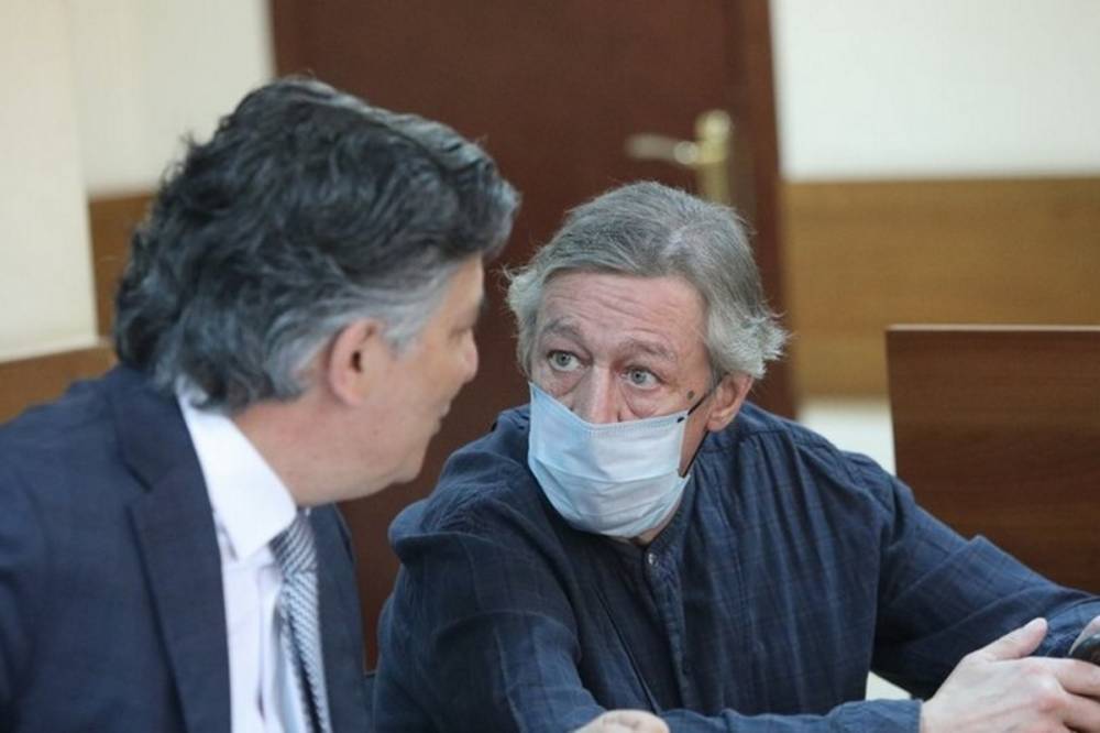 Ефремов снял с рассмотрения жалобу на приговор, поданную адвокатом Пашаевым