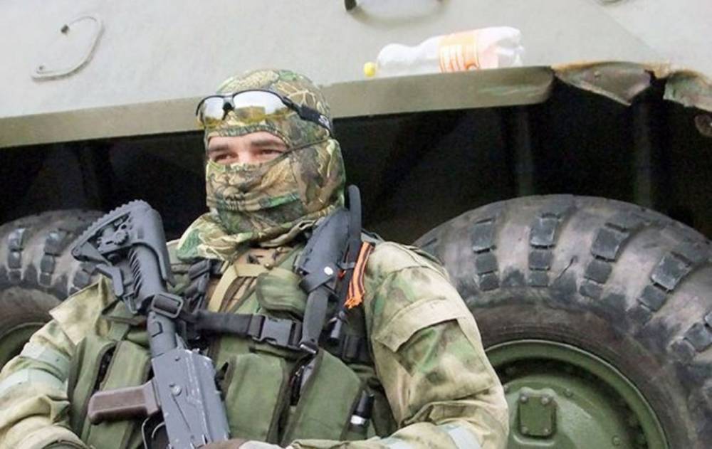 Россия продолжает поставлять на Донбасс боеприпасы и горючее, - разведка