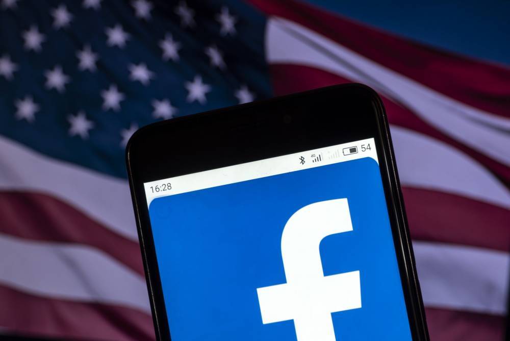 Facebook стал блокировать ссылки News Front после введения правил по выборам в США