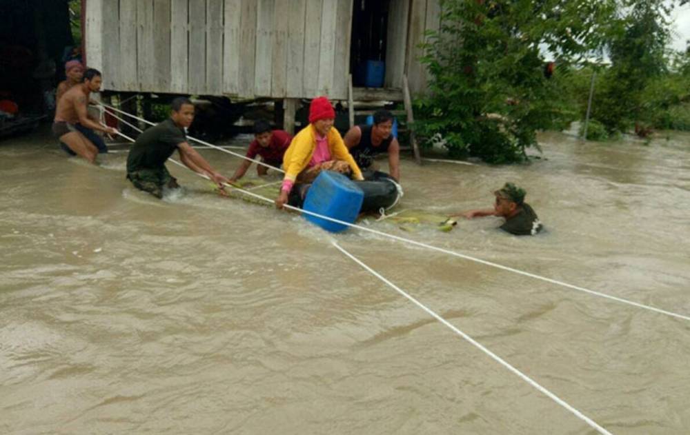 Из-за наводнений в Камбодже погибли 25 человек