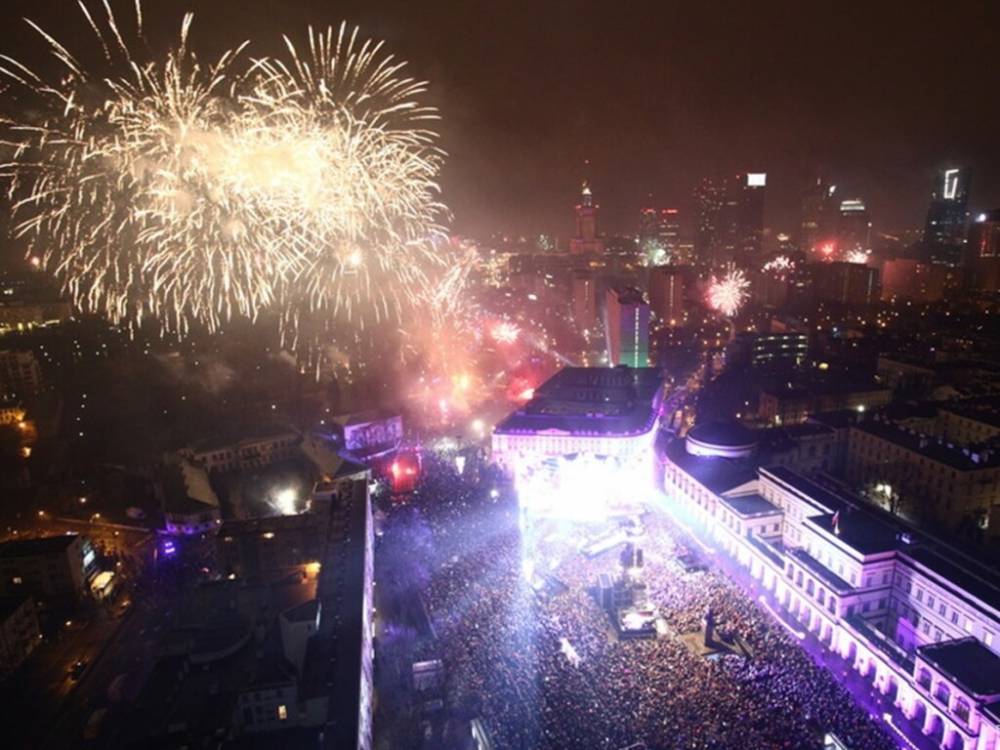 Из-за COVID-19 в Варшаве отказались от празднования Нового года