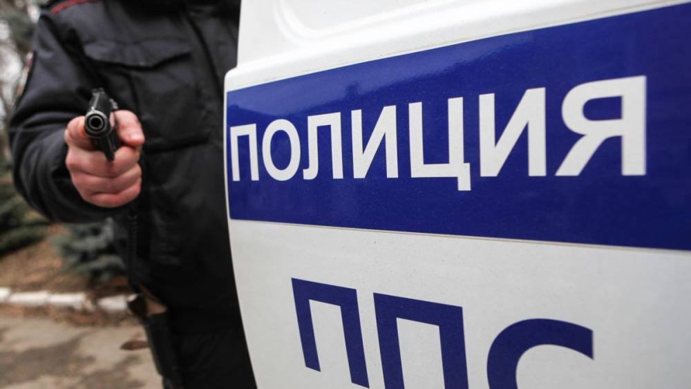 На полицейских, ограбивших в центре Москвы подростка, завели дело