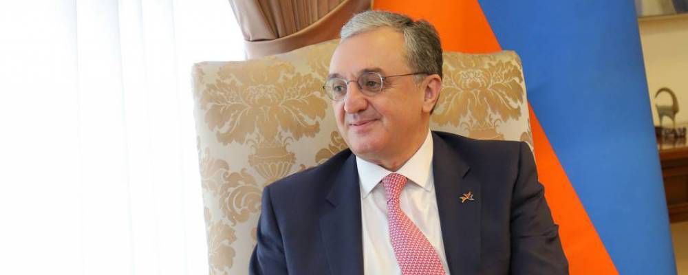 Министр иностранных дел Армении прибыл с рабочим визитом в Москву