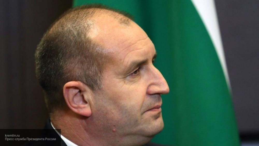 Визит главы Болгарии в Эстонию прервали из-за подозрения на COVID-19