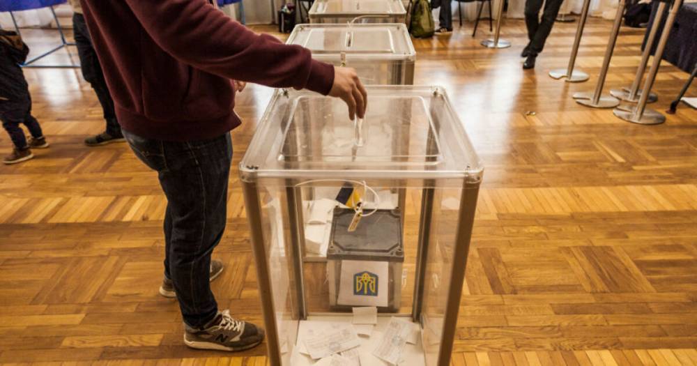 Страна чудес Зеленского. Почему после 25 октября могут понадобиться новые местные выборы